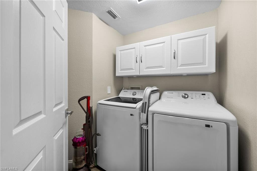 20261 Estero Gardens CIR # 207, ESTERO FL 33928-25