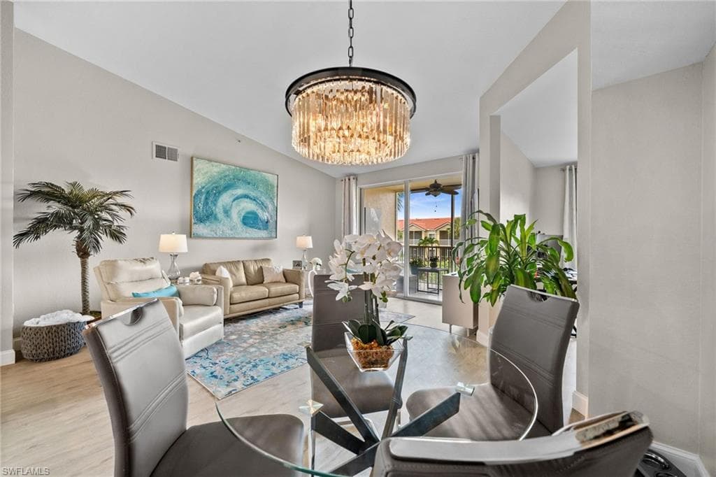 20261 Estero Gardens CIR # 207, ESTERO FL 33928-9