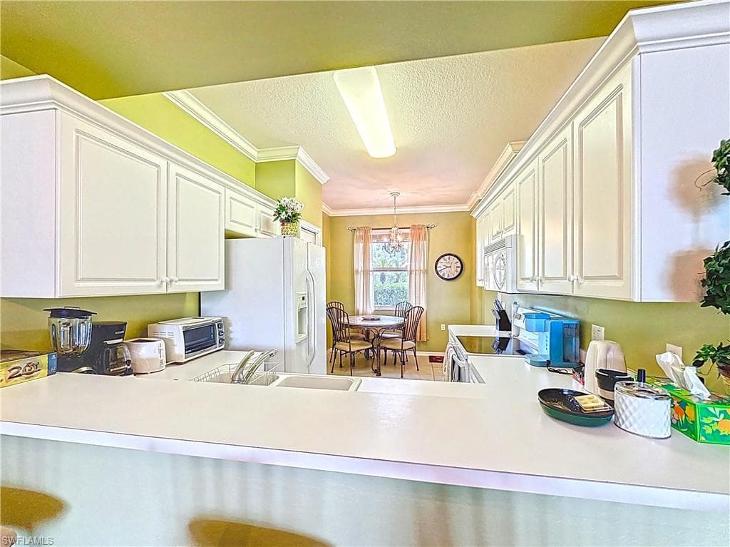 8570 Kingbird LOOP # 516, ESTERO FL 33967-3