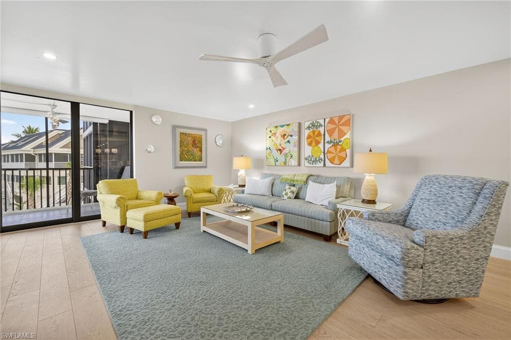 2929 W Gulf DR # 207, SANIBEL FL 33957-14