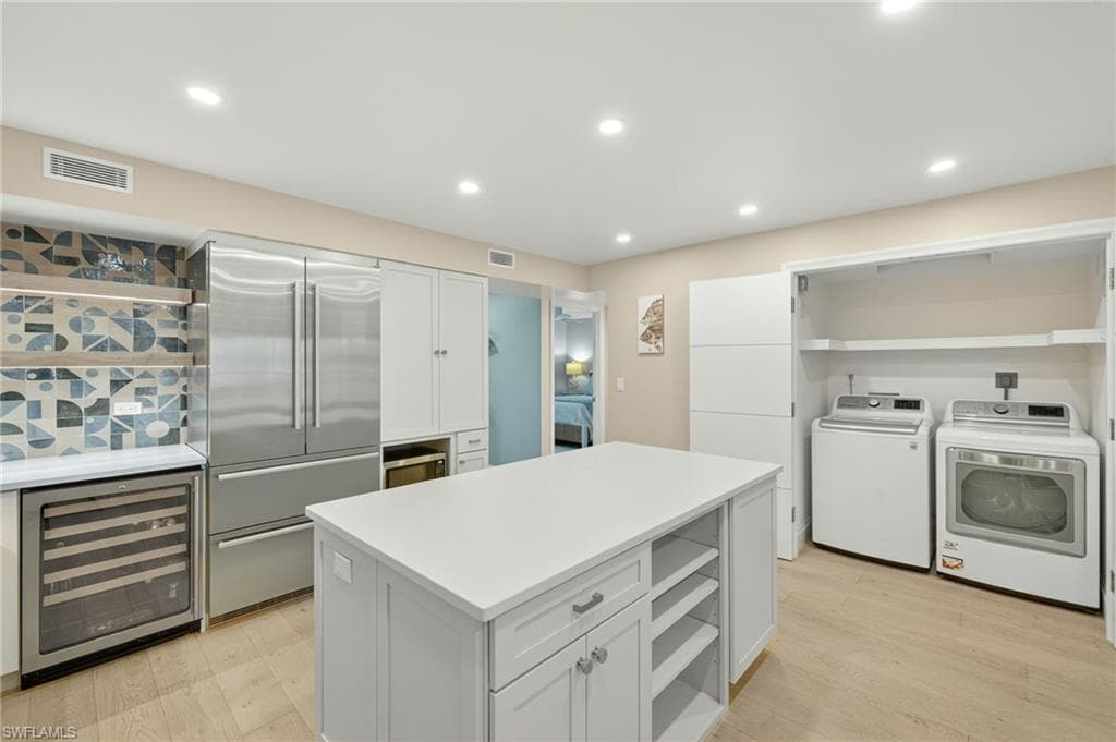 2929 W Gulf DR # 207, SANIBEL FL 33957-18