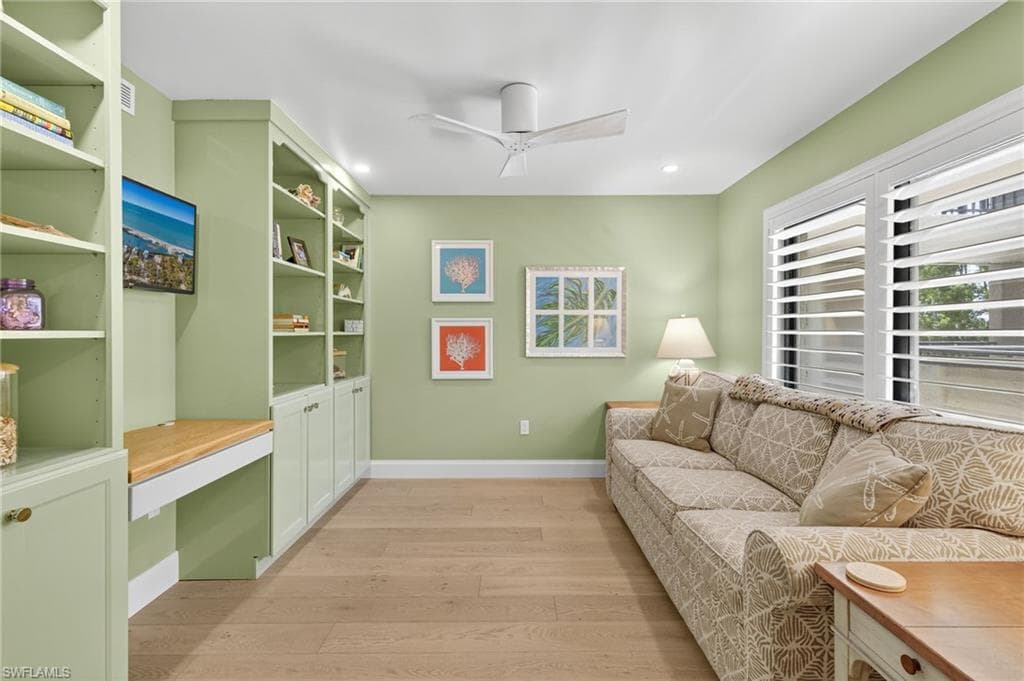 2929 W Gulf DR # 207, SANIBEL FL 33957-30