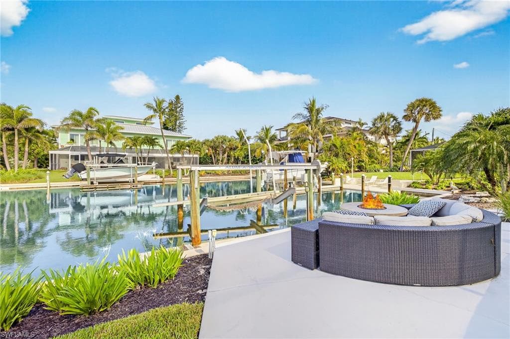 941 Pecten CT, SANIBEL FL 33957-11