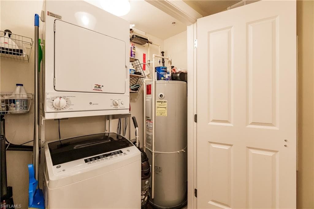 2825 Palm Beach BLVD # 214, FORT MYERS FL 33916-12
