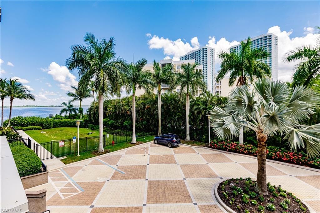 2825 Palm Beach BLVD # 214, FORT MYERS FL 33916-8