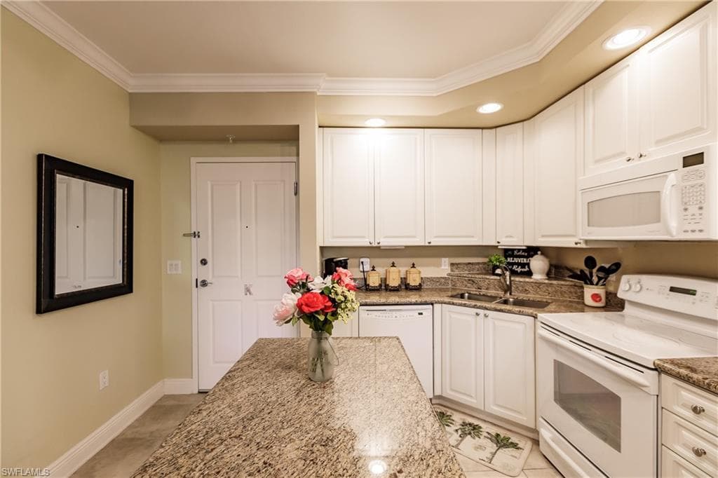 2825 Palm Beach BLVD # 214, FORT MYERS FL 33916-23