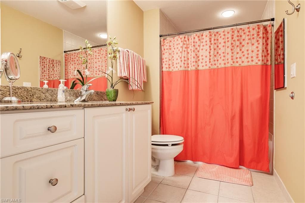 2825 Palm Beach BLVD # 214, FORT MYERS FL 33916-13