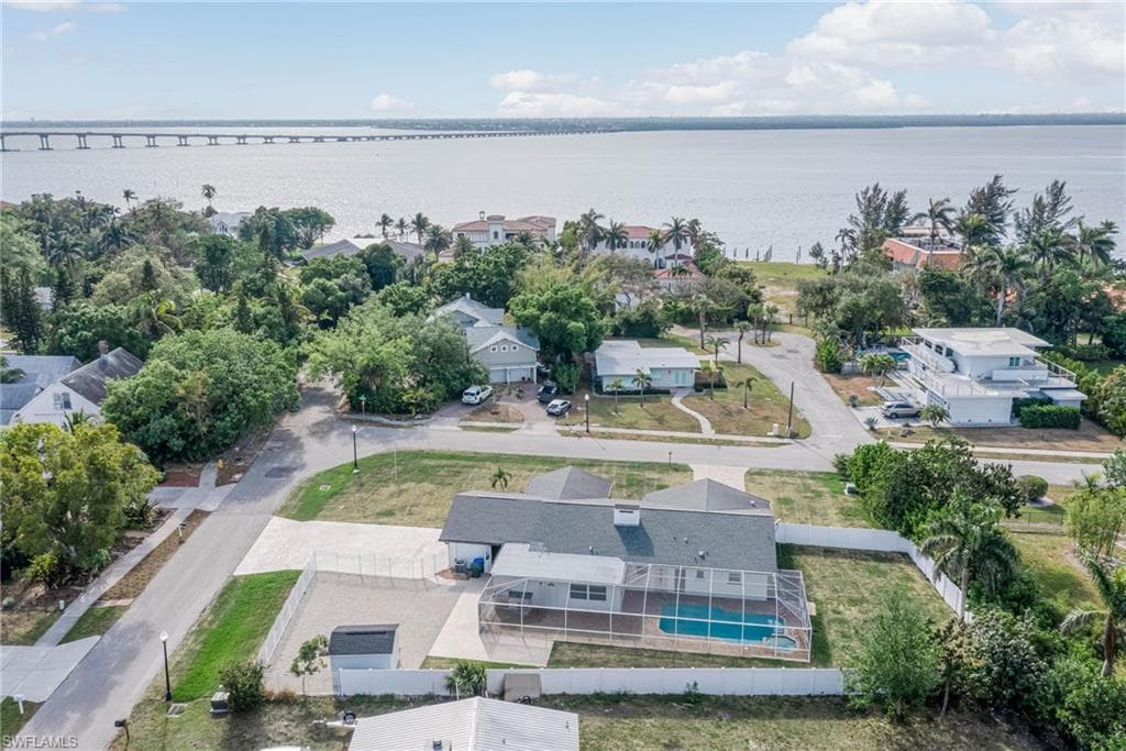 3835 Harold AVE, FORT MYERS FL 33901-26