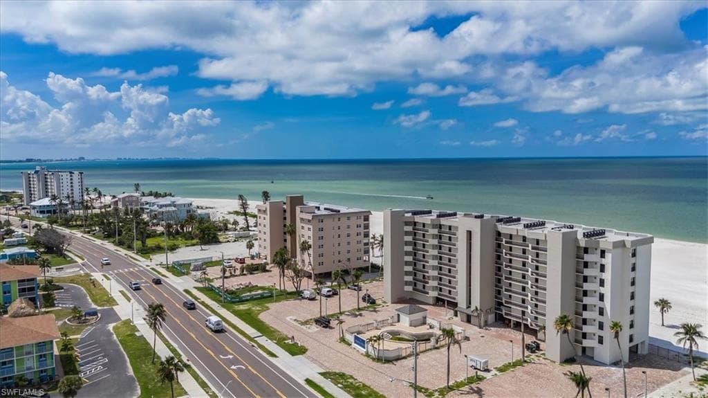 7650 Estero BLVD # 202, FORT MYERS BEACH FL 33931-32