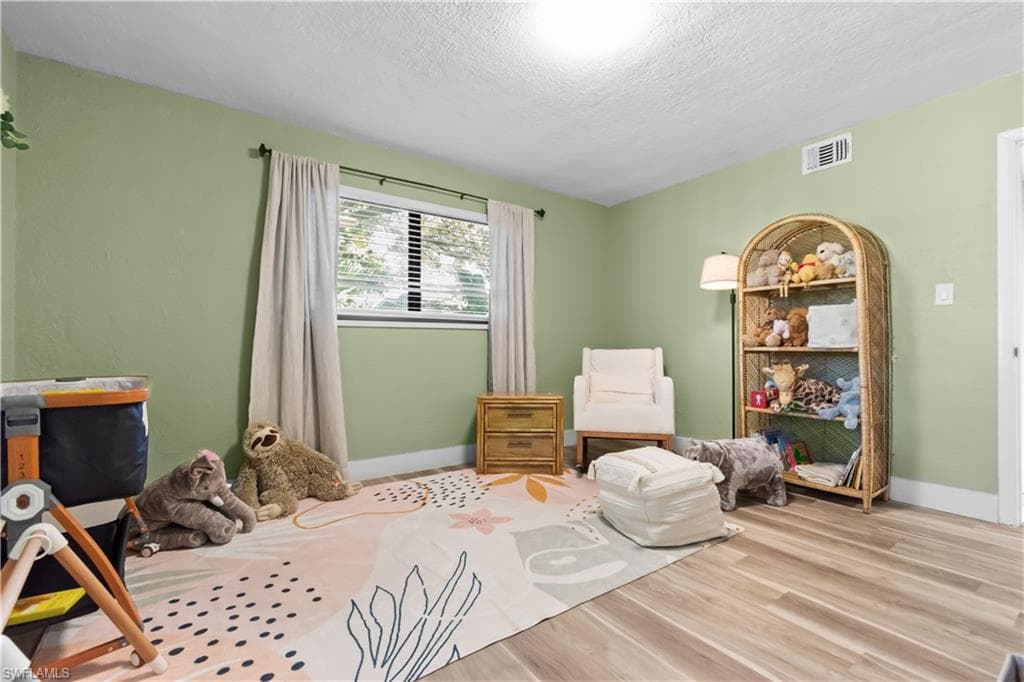 1373 Morningside DR, FORT MYERS FL 33901-22