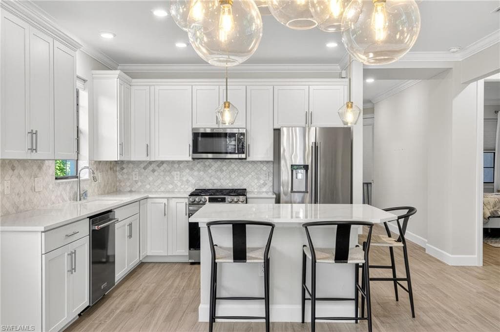 17333 Corsini DR, FORT MYERS FL 33913-7