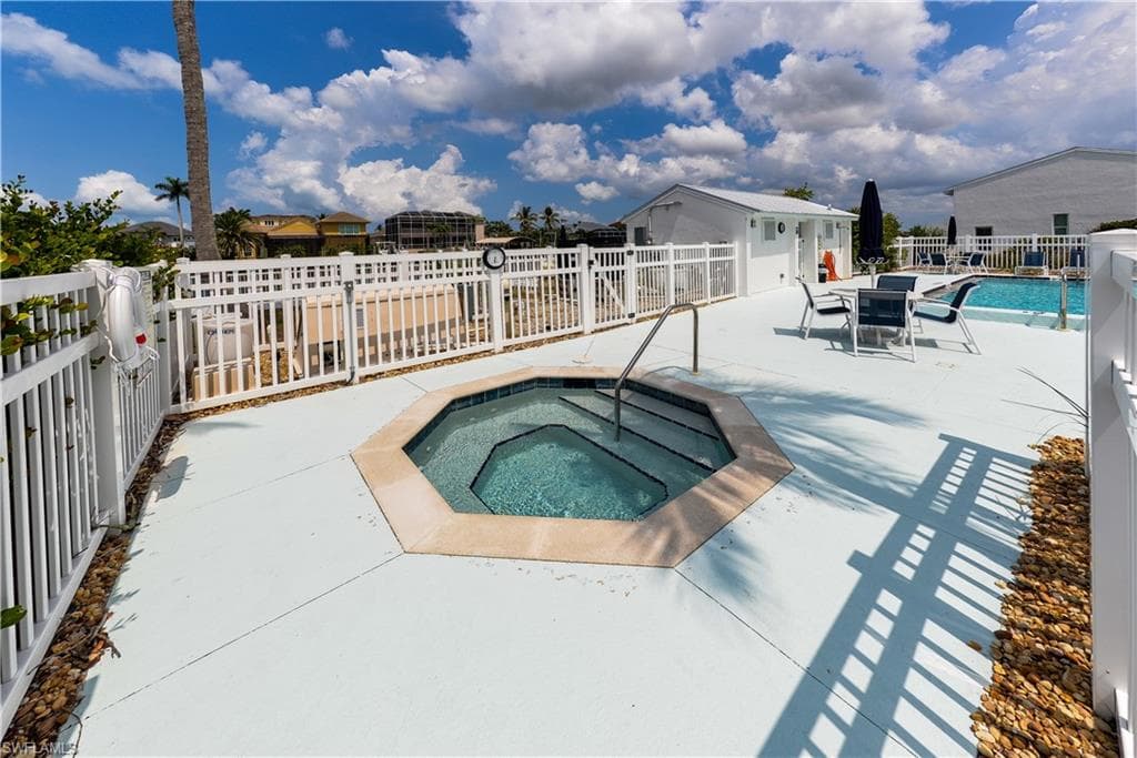 18026 San Carlos BLVD # 80, FORT MYERS BEACH FL 33931-36