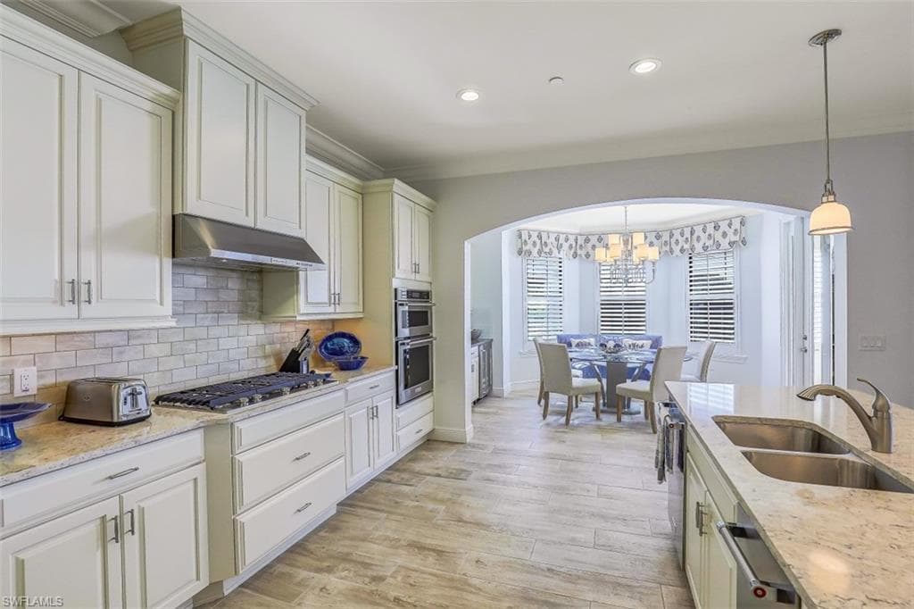 16433 Carrara WAY # 201, NAPLES FL 34110-8