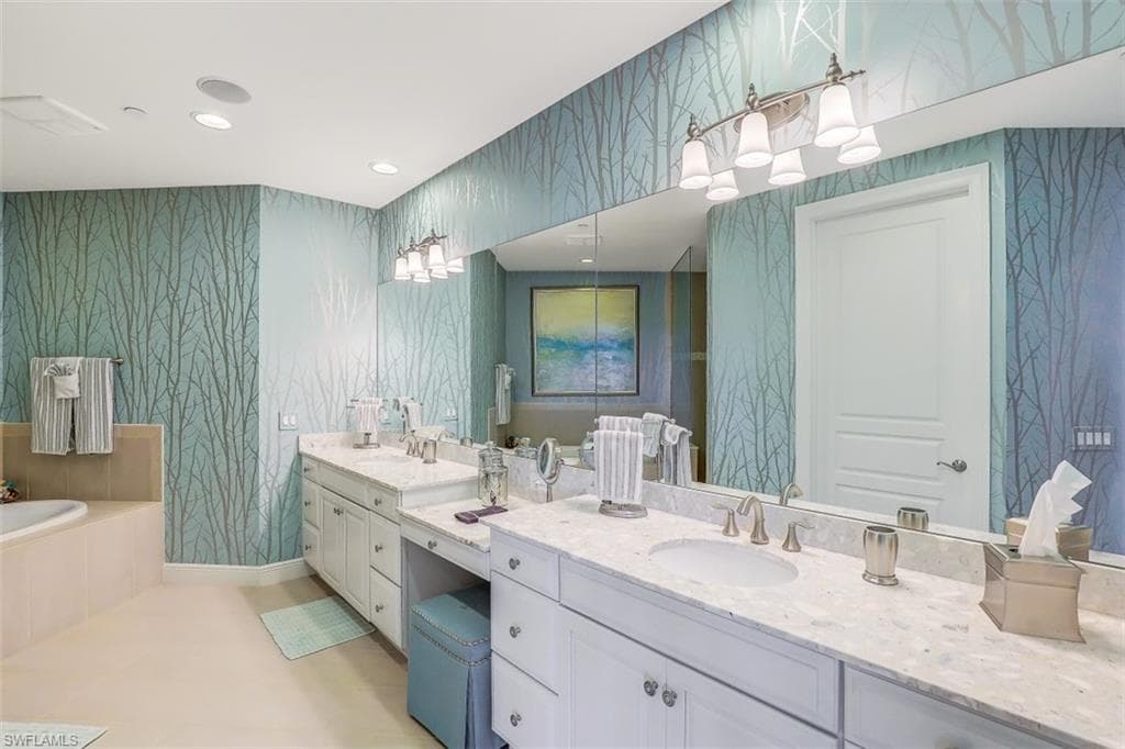 16433 Carrara WAY # 201, NAPLES FL 34110-14