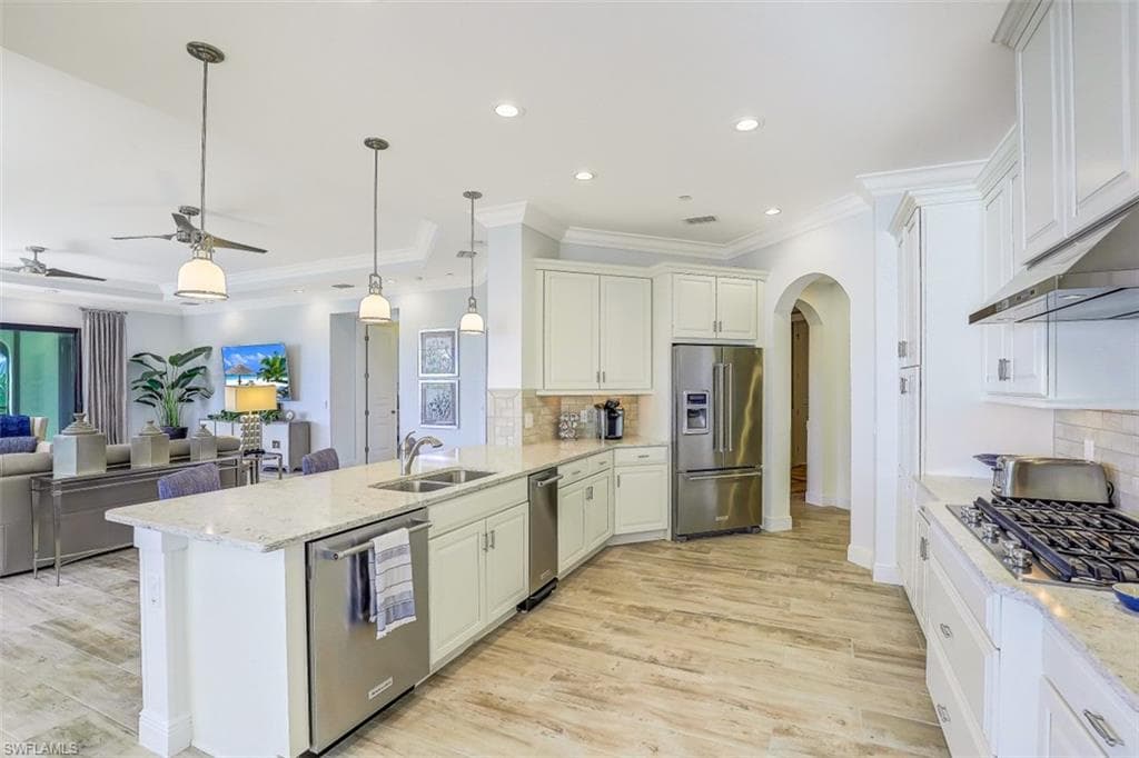 16433 Carrara WAY # 201, NAPLES FL 34110-7