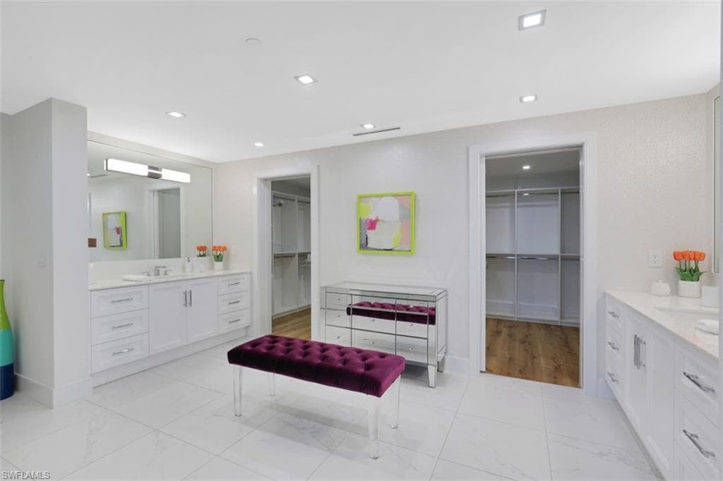 13915 Old Coast RD # 1601, NAPLES FL 34110-17