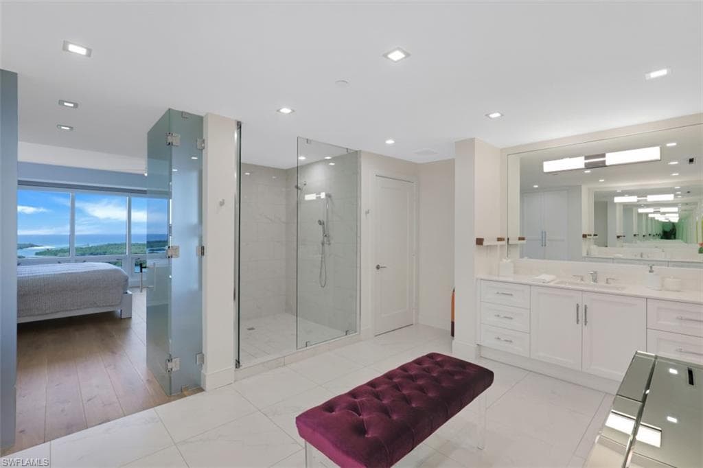 13915 Old Coast RD # 1601, NAPLES FL 34110-18