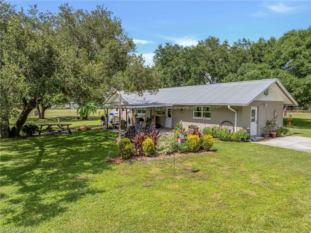 1133 Crescent AVE, LABELLE FL 33935-7