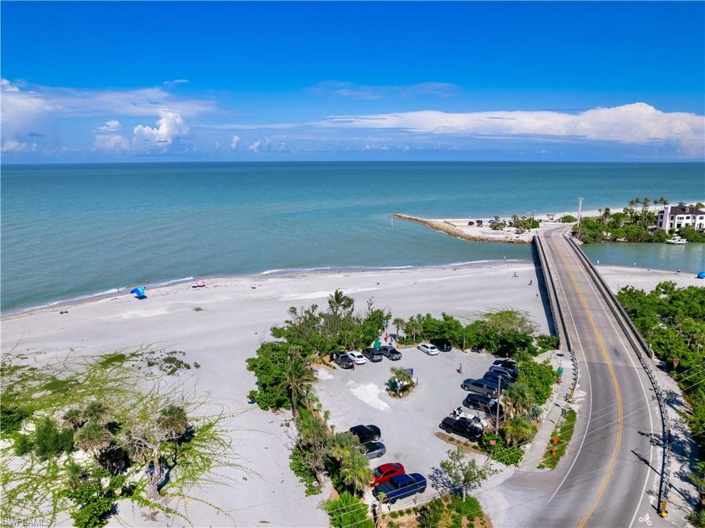 2563 Coconut DR, SANIBEL FL 33957-23