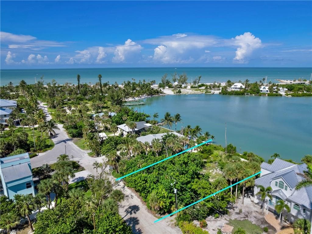 2563 Coconut DR, SANIBEL FL 33957-10