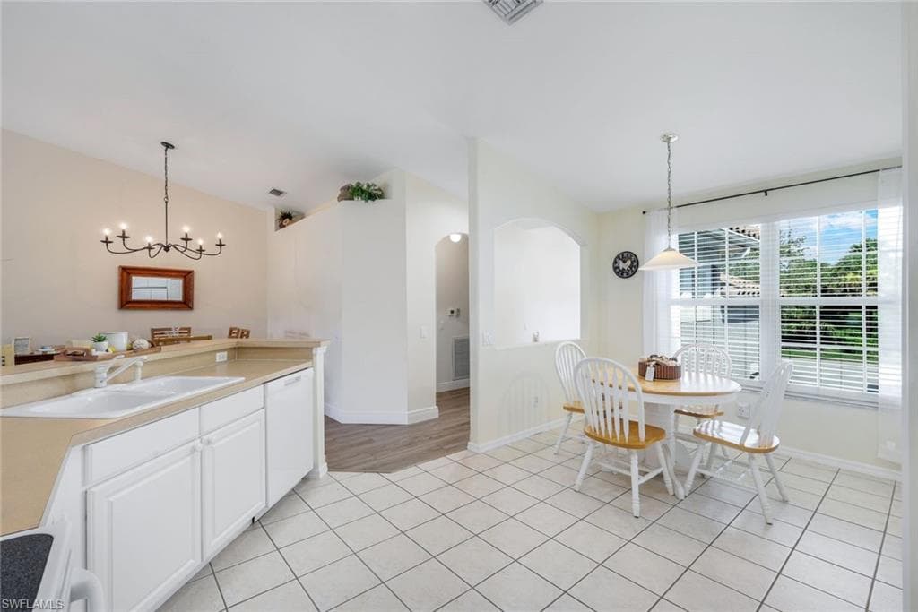 9331 Spring Run BLVD # 3003, ESTERO FL 34135-12