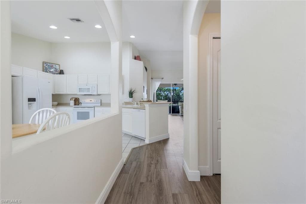 9331 Spring Run BLVD # 3003, ESTERO FL 34135-8