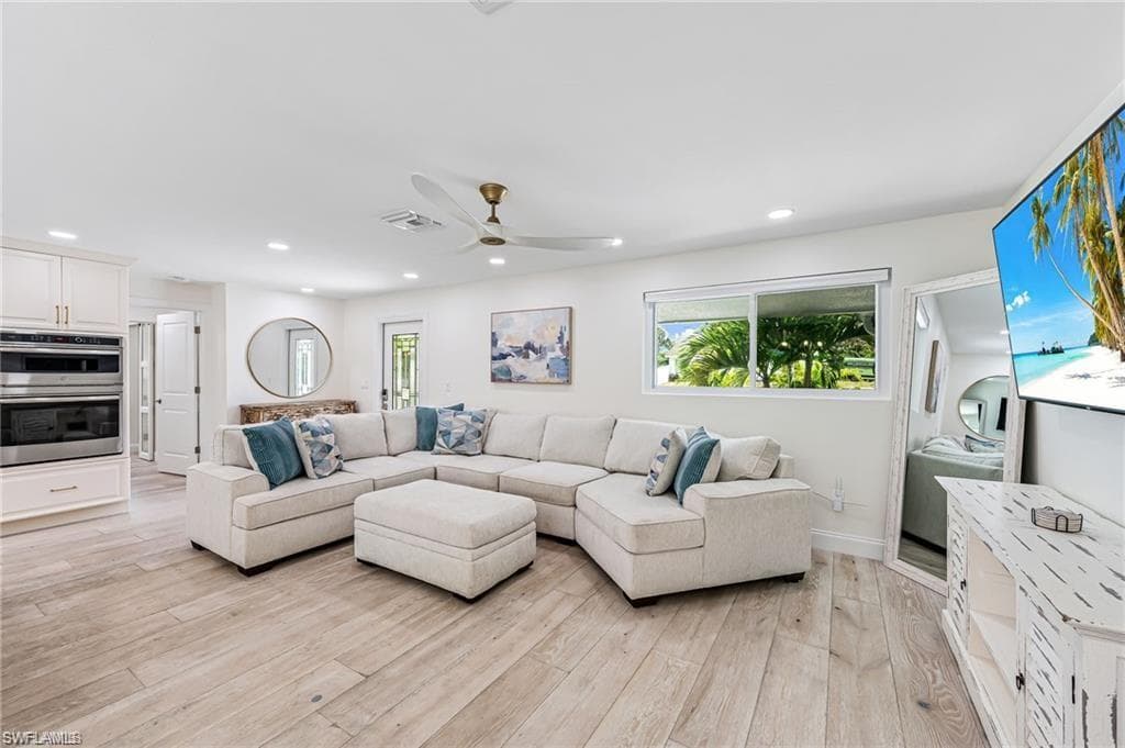 203 1st ST, BONITA SPRINGS FL 34134-6