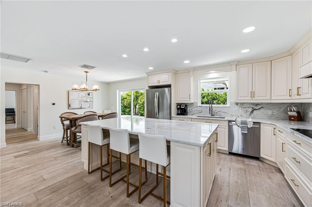 203 1st ST, BONITA SPRINGS FL 34134-8