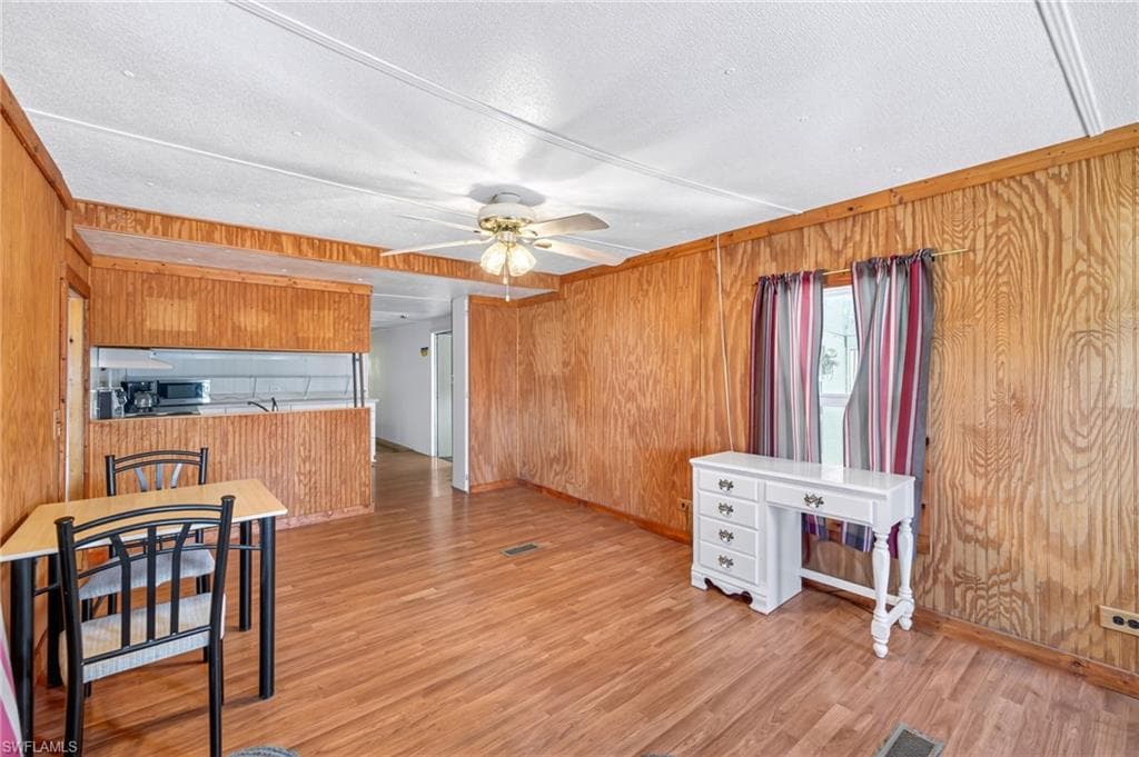 109 Conestoga TRL, NORTH FORT MYERS FL 33917-6