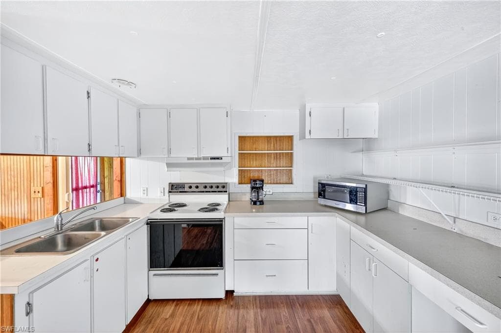 109 Conestoga TRL, NORTH FORT MYERS FL 33917-7