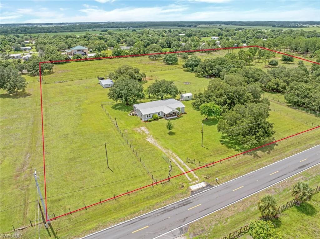 1211 Crescent AVE, LABELLE FL 33935-1