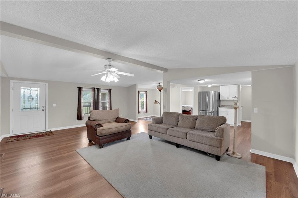 1211 Crescent AVE, LABELLE FL 33935-16