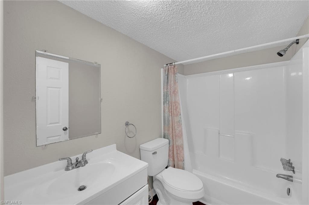 1211 Crescent AVE, LABELLE FL 33935-32