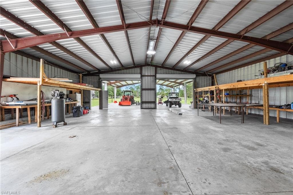 18405 Dykes RD, ESTERO FL 33928-27