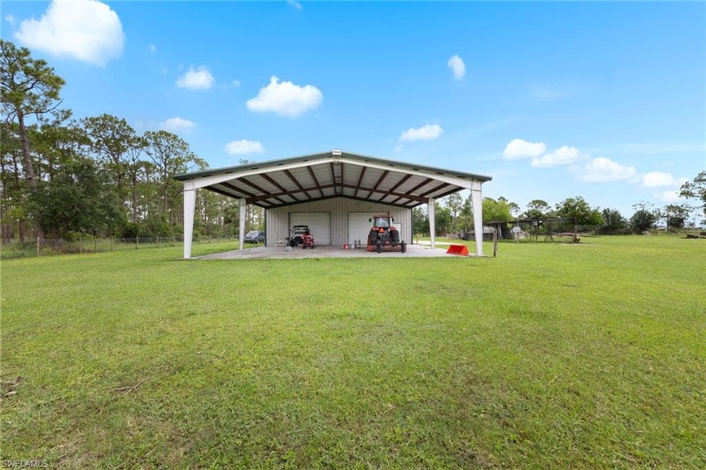 18405 Dykes RD, ESTERO FL 33928-28