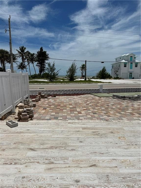 106 Hibiscus DR, FORT MYERS BEACH FL 33931-12