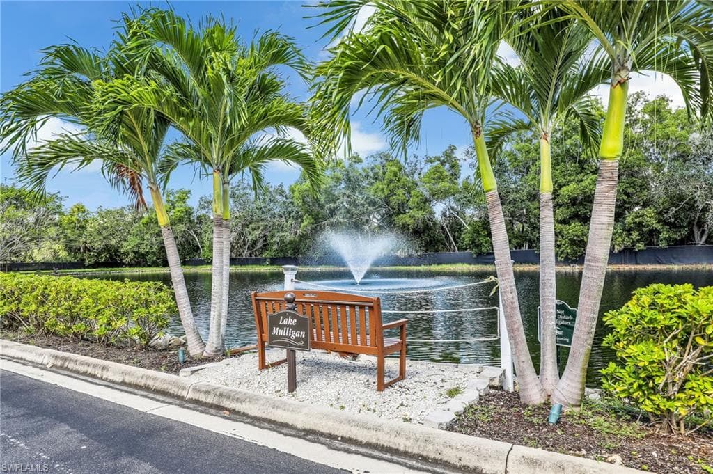 1004 Manatee RD # H202, NAPLES FL 34114-21