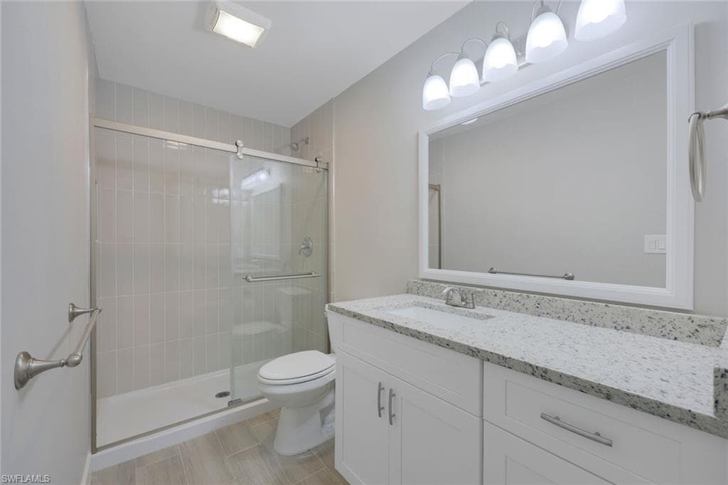 27150 Esther DR, BONITA SPRINGS FL 34135-17