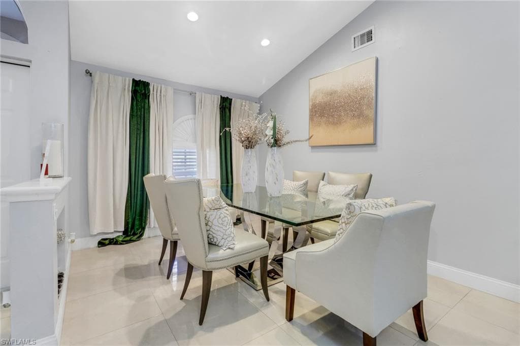 3579 Kent DR, NAPLES FL 34112-4