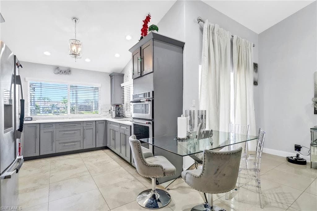 3579 Kent DR, NAPLES FL 34112-10