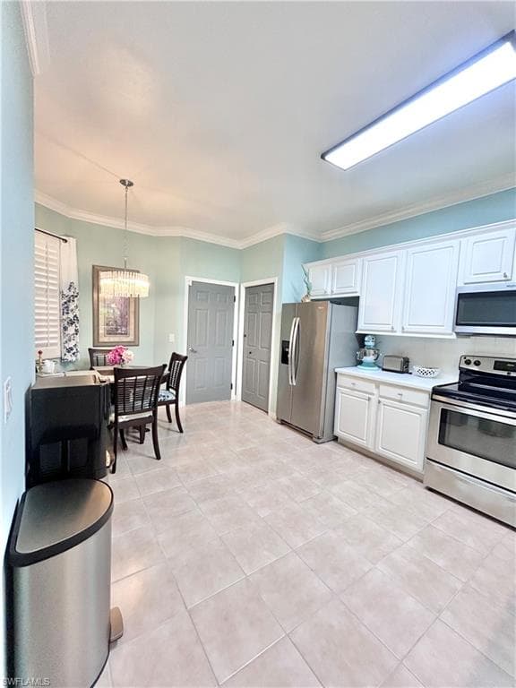 9813 Foxhall WAY # 2, ESTERO FL 33928-8