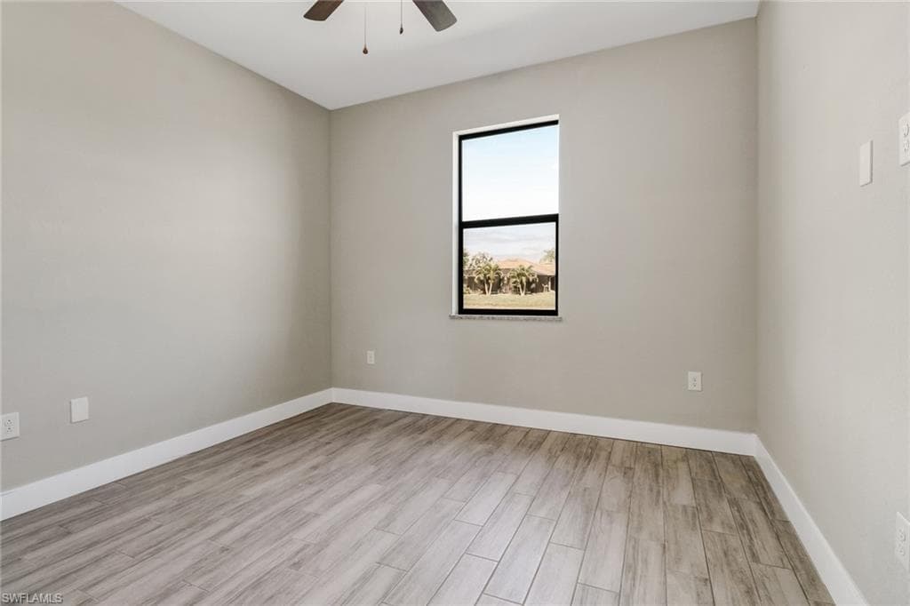 10621 Landau LN-14
