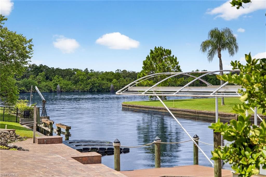 18071 Traverse DR, ALVA FL 33920-49