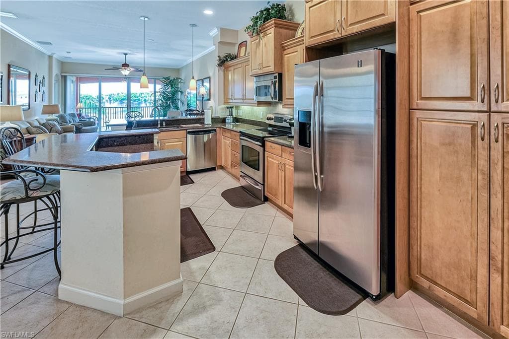 8600 Via Rapallo DR # 204, ESTERO FL 33928-12