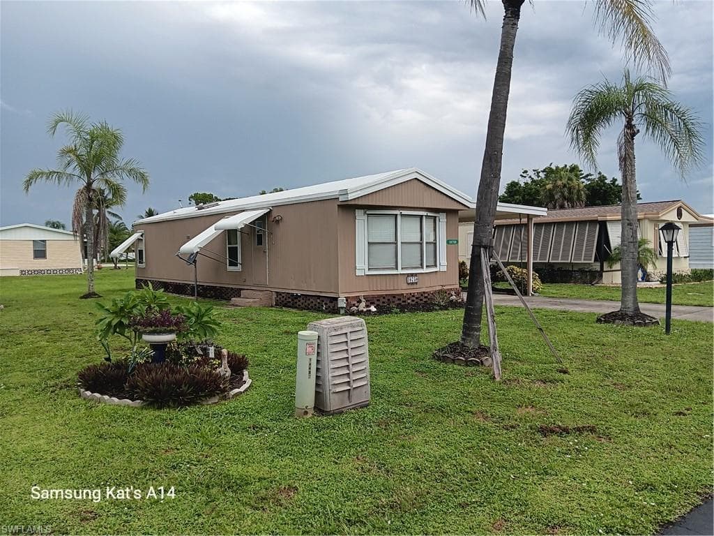 10750 Wales Loop LOOP, BONITA SPRINGS FL 34135-2