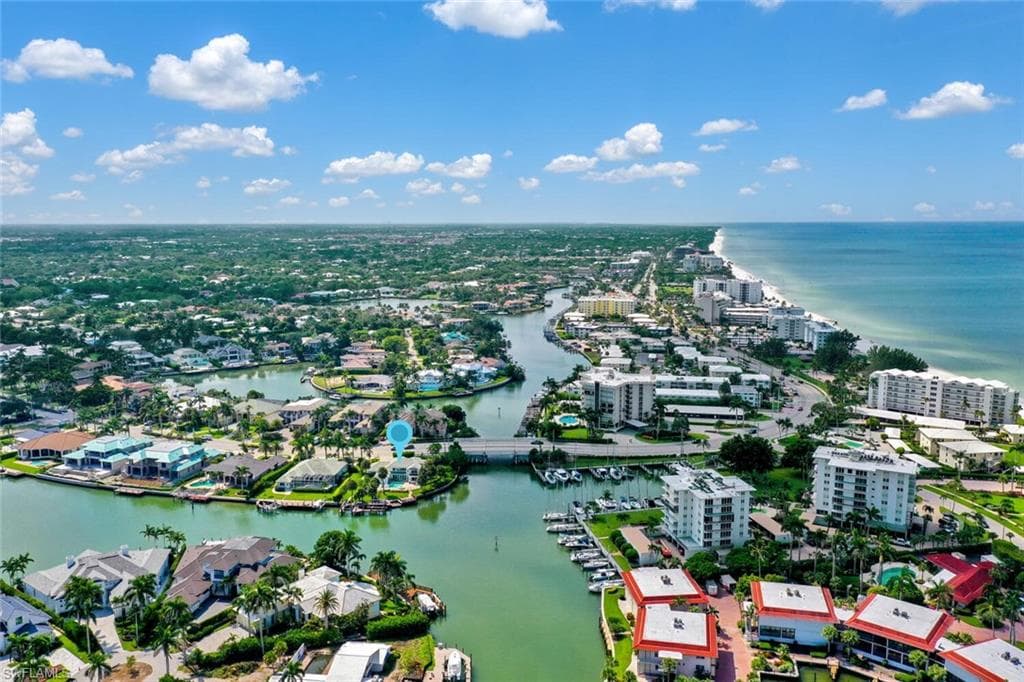 215 Mooring Line DR, NAPLES FL 34102-5