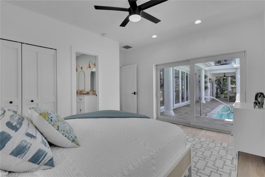 215 Mooring Line DR, NAPLES FL 34102-29