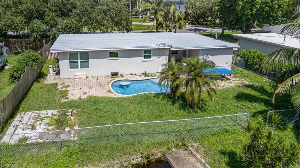 203 Kingston DR, FORT MYERS FL 33905-23