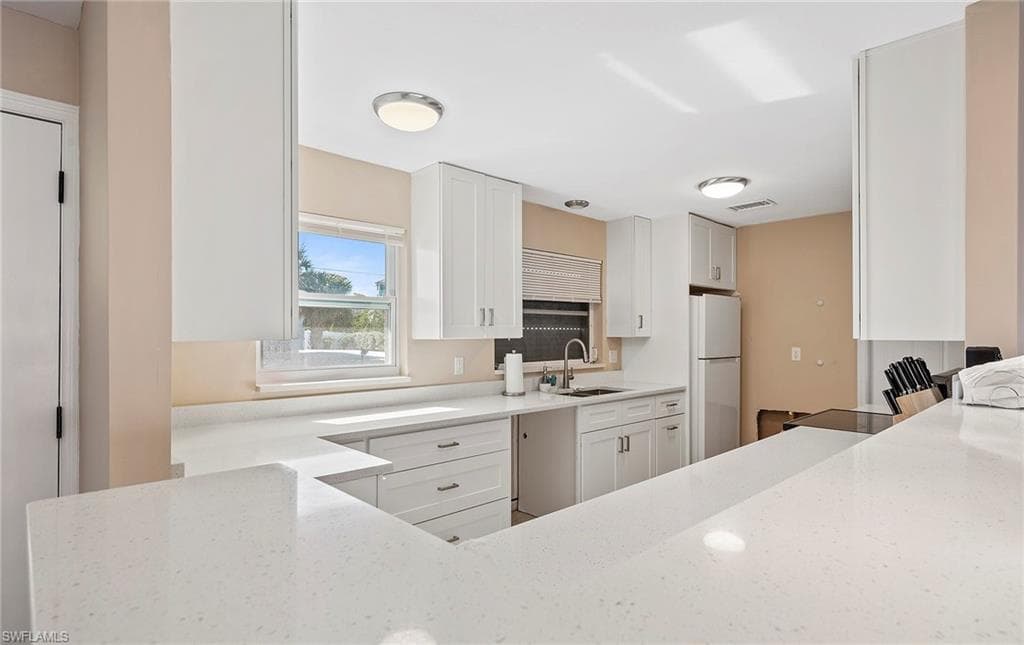 49 Fairview BLVD, FORT MYERS BEACH FL 33931-13