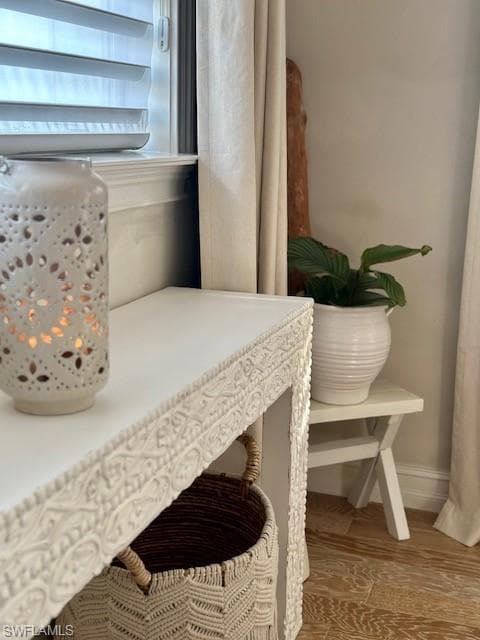 1282 Illinois DR, NAPLES FL 34103-14